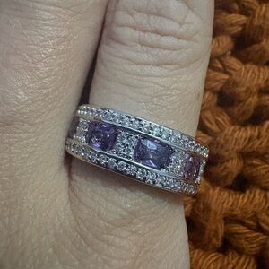 Elegant Silver and Purple Gemstone Ring